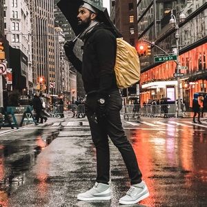 Meet your Posher, Blair